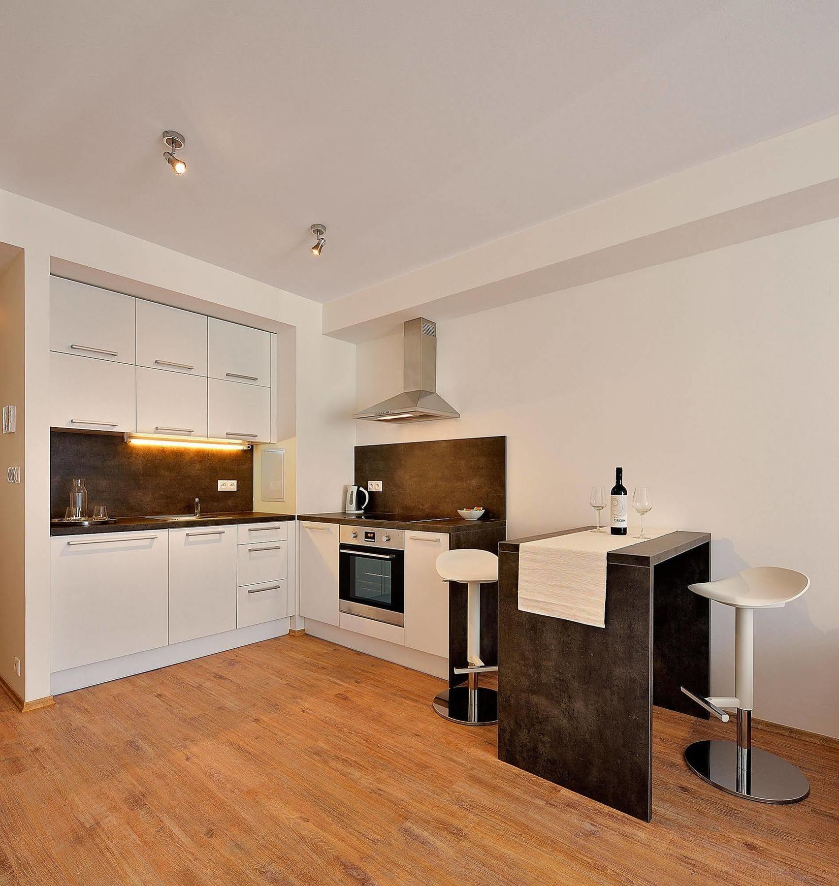 Charming & Cozy Ambiente Hotel Pressburg